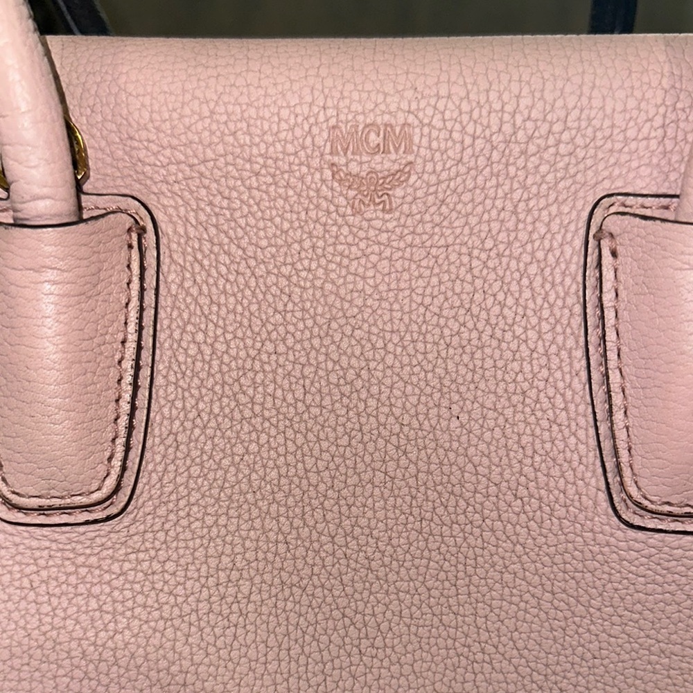 MCM  Bag - Picture 15 of 17